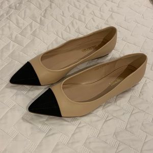 Dreampairs Flats, cream & black, women’s size 10